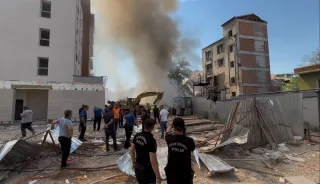 İşçi Konteynerleri Alevlere Teslim Oldu