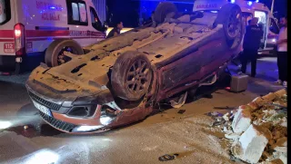 Malatya’da Trafik Kazası: Araç Ters Döndü, 2 Yaralı