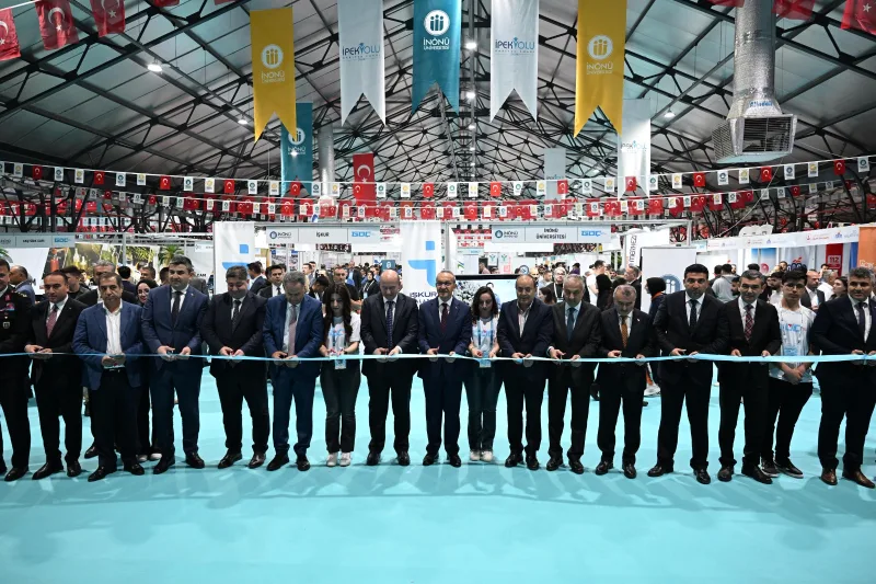 İpek Yolu Kariyer Fuarı Malatya’da Kapılarını Açtı